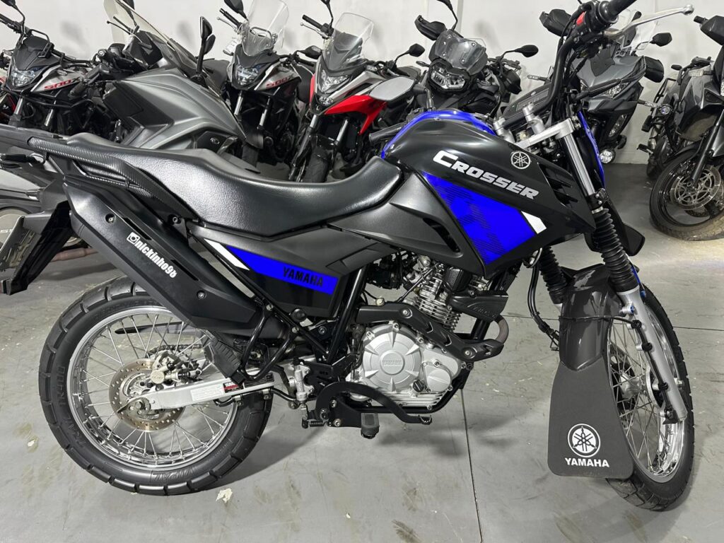 CROSSER Xtz 150, azul.