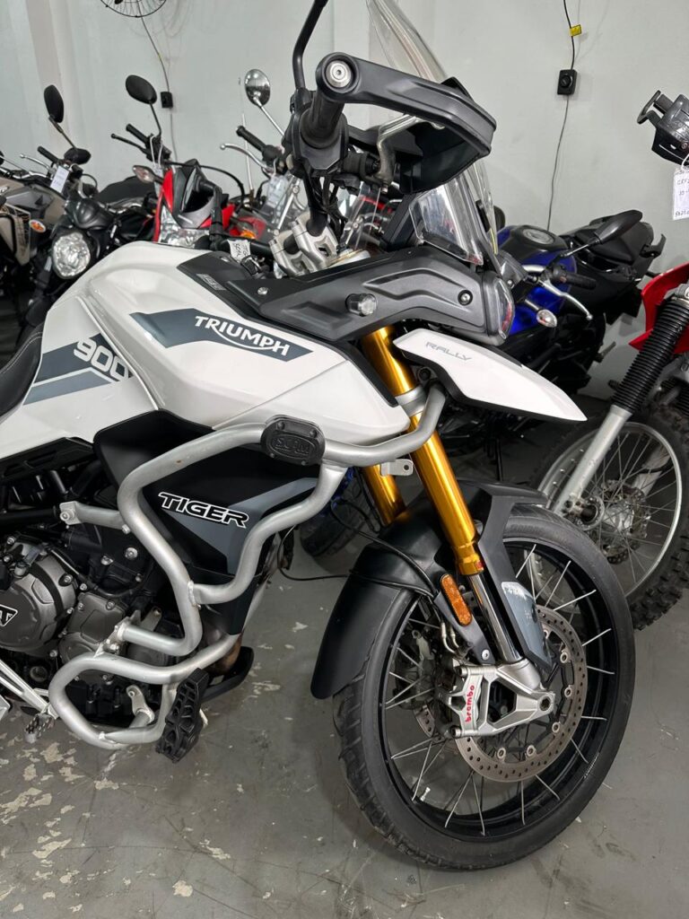 TIGER RALLY, 900. Branca.