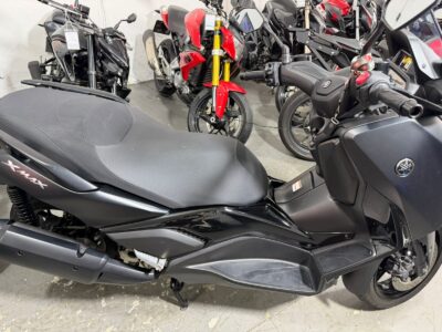 Yamaha XMAX 250 25/25