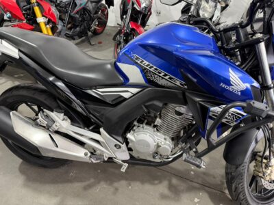 Honda Twister 250 CBS 2021