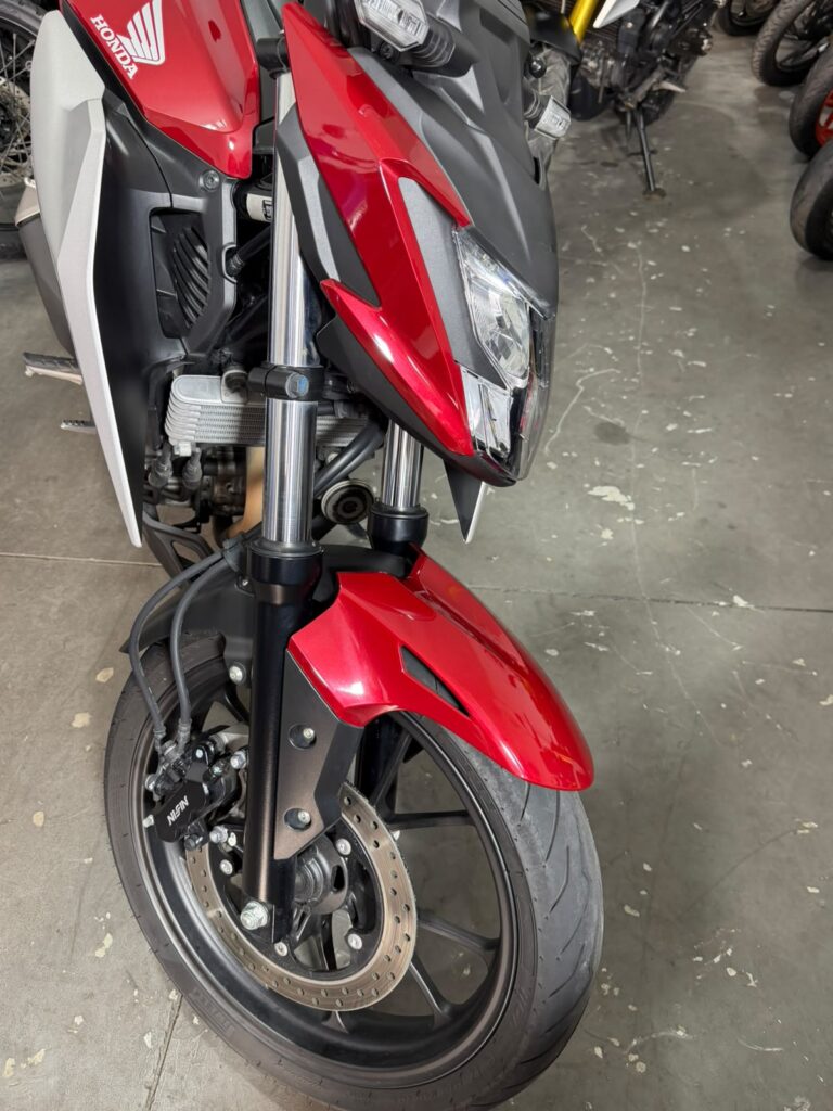 Honda CB 300F 2026